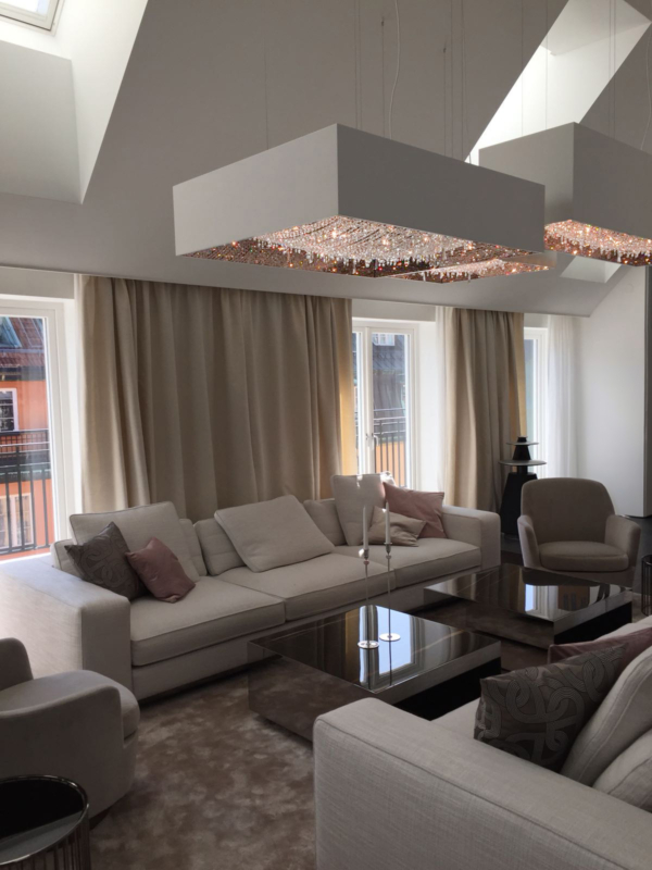 DEEP SKY crystal chandelier