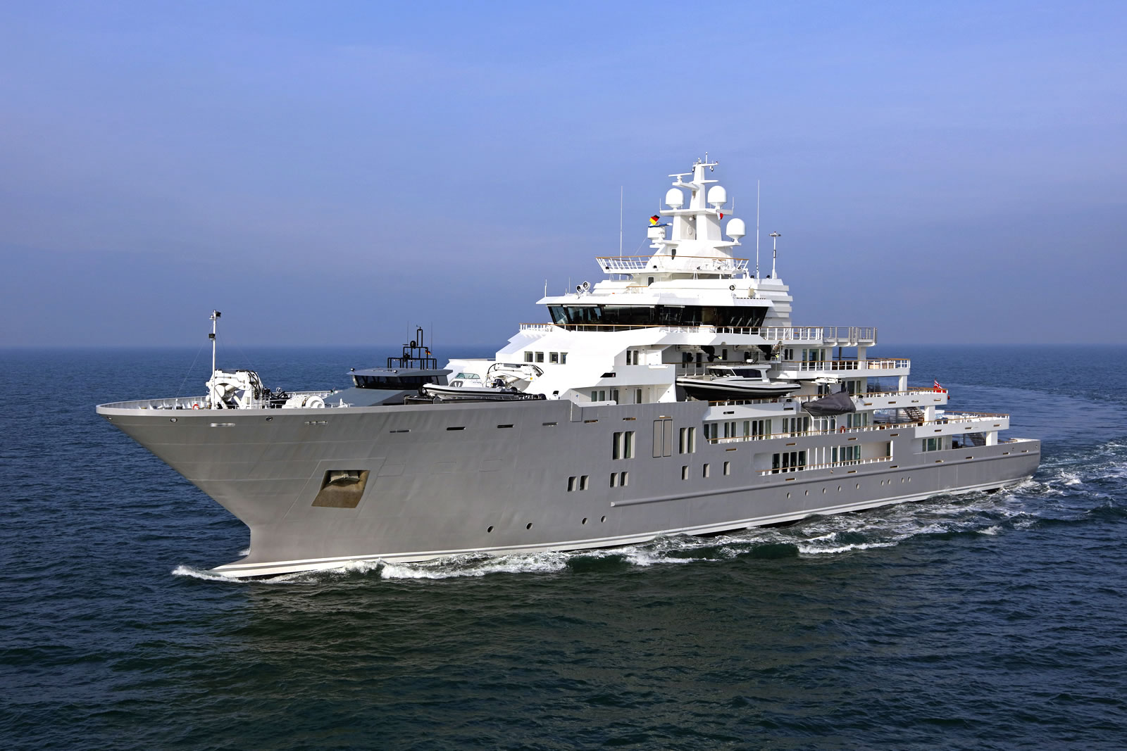 yacht images 01