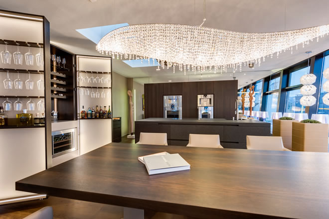 ago-einrichtung-showroom-austria-vague-luxury-chandelier-20th-annivesary Modern luxury Ago Einrichtung showroom with a stunning rectangular crystal chandelier, Koi.
