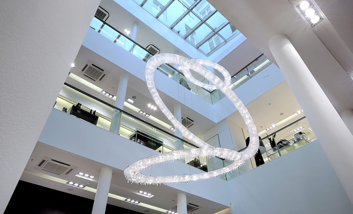 Looop luxury crystal chandelier cluster in a Salamander shop in Vienna.